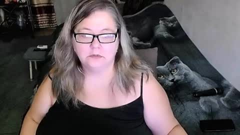 Lana online show from 8, 2, 2026