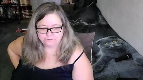 Lana online show from 15, 4, 2026