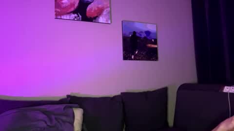 Snapshot of tw1nflame chatting on 11, 3, 2025 Twin Flame online show from 11, 3, 2025