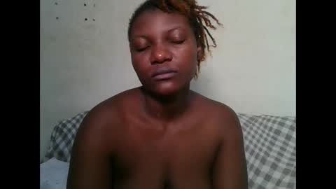 twerker_lyly online show from 24, 11, 2025