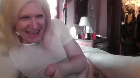 Snapshot of twin53 chatting on 28, 2, 2026 Kitten online show from 28, 2, 2026