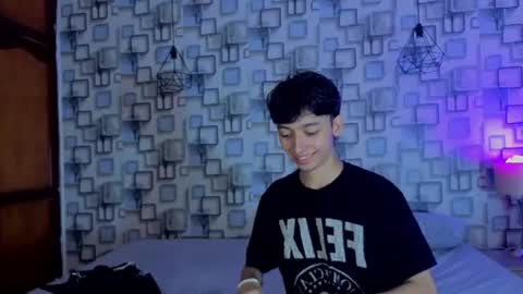 Snapshot of twink_sebas7 chatting on 24, 6, 2026 Sebastin online show from 24, 6, 2026