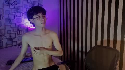 Snapshot of twink_sebas7 chatting on 28, 6, 2026 Sebastin online show from 28, 6, 2026