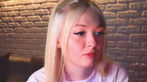 twinklefluff online show from 5, 3, 2025