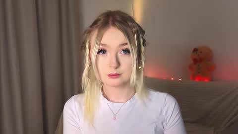 twinklefluff online show from 6, 2, 2026