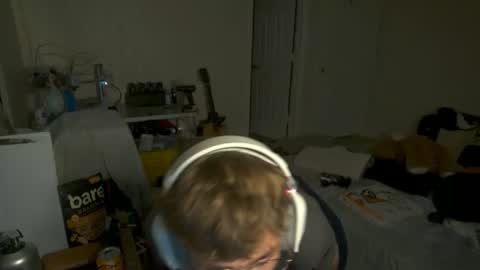 shytwink online show from 6, 10, 2025