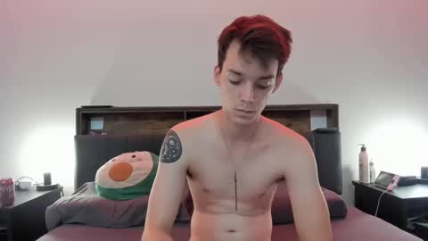 Snapshot of twinkvibez chatting on 29, 5, 2026 OnlyOwen online show from 29, 5, 2026