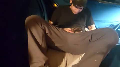 Snapshot of twistedblizzy chatting on 6, 1, 2025 TwistedBlizzy online show from 6, 1, 2025