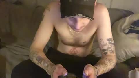 Snapshot of twistedblizzy chatting on 11, 1, 2025 TwistedBlizzy online show from 11, 1, 2025