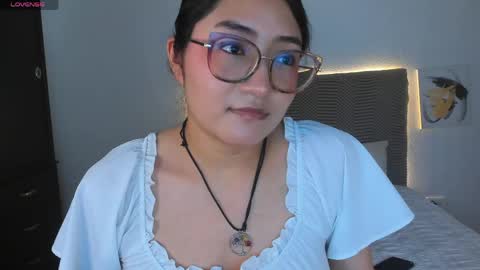 Snapshot of two_half chatting on 7, 6, 2026 J Ale online show from 7, 6, 2026