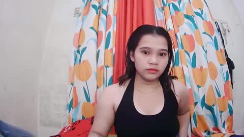 Snapshot of twowetcuties chatting on 23, 2, 2025 Lyn and lea online show from 23, 2, 2025
