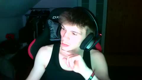 twunknoah online show from 5, 12, 2025