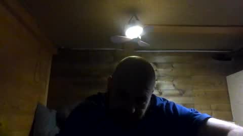 Snapshot of tybo2083 chatting on 21, 11, 2025 sneakycouple online show from 21, 11, 2025