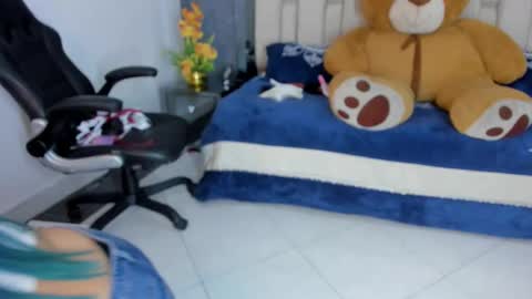 Snapshot of tyla_demon chatting on 11, 2, 2025 TYLA online show from 11, 2, 2025