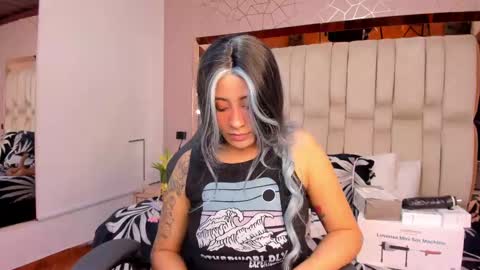 Snapshot of tyla_demon chatting on 21, 2, 2025 TYLA online show from 21, 2, 2025