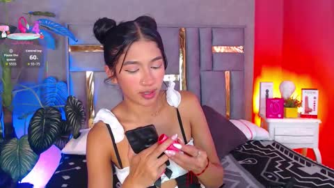 tyla_ks online show from 19, 12, 2025