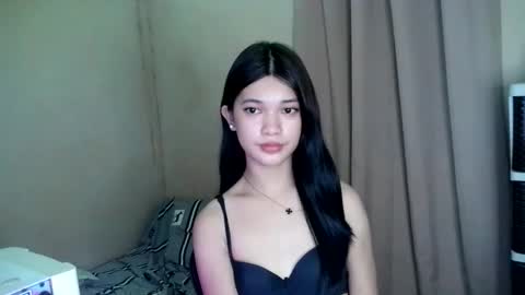 Snapshot of tyladine chatting on 11, 10, 2025 tyladine online show from 11, 10, 2025