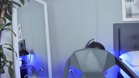 Tyler Fox online show from 29, 10, 2025