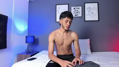 Tyler Fox online show from 20, 4, 2026