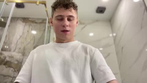 tyler_garrner online show from 26, 11, 2025