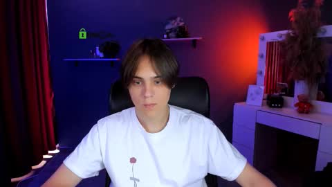 Snapshot of tyler_sparks_ chatting on 12, 9, 2025 tyler_sparks_ online show from 12, 9, 2025