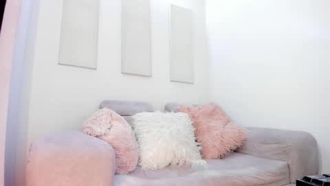 tylla__ online show from 1, 3, 2026