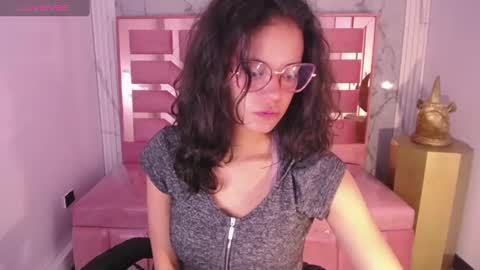 TYNA  online show from 13, 1, 2025