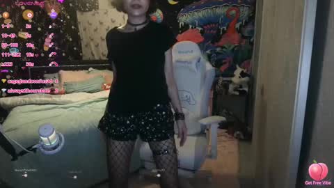 Tyra Liana online show from 2, 3, 2025