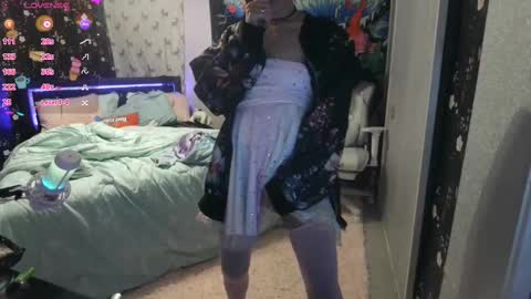 Tyra Liana online show from 9, 3, 2025