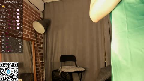 Christine 3 Next broadcast tomorrow at 2100 GMT 5 online show from 3, 12, 2024