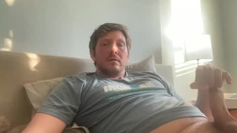 Snapshot of u28005 chatting on 3, 1, 2025 u28005 online show from 3, 1, 2025