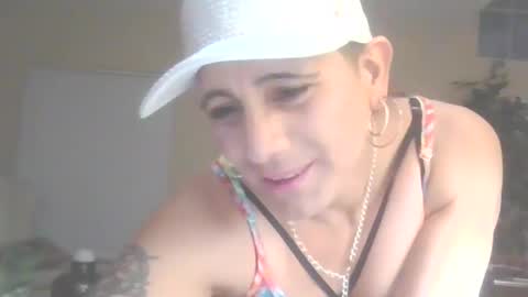 Azelia B online show from 6, 3, 2025