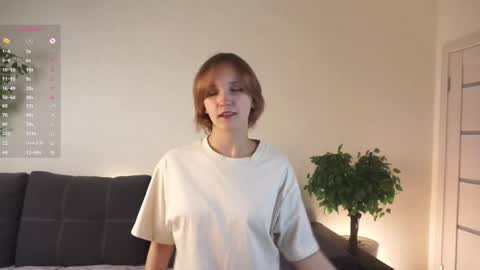 Snapshot of udelaborom chatting on 5, 12, 2025 Lili online show from 5, 12, 2025