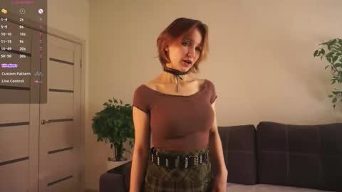 Snapshot of udelaborom chatting on 18, 12, 2025 Lili online show from 18, 12, 2025