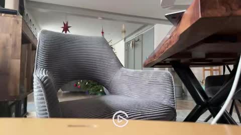 Snapshot of ueberdruck01 chatting on 15, 12, 2025 ueberdruck01 online show from 15, 12, 2025