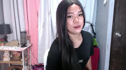 Snapshot of ugly_asianlover chatting on 1, 12, 2024 rechelle online show from 1, 12, 2024