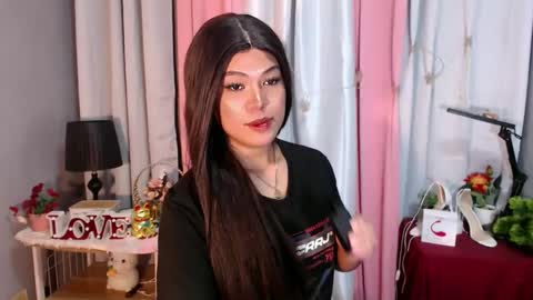 Snapshot of ugly_asianlover chatting on 20, 12, 2024 rechelle online show from 20, 12, 2024