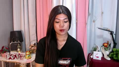 Snapshot of ugly_asianlover chatting on 21, 12, 2024 rechelle online show from 21, 12, 2024