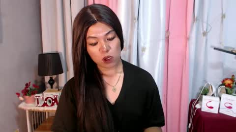 Snapshot of ugly_asianlover chatting on 22, 12, 2024 rechelle online show from 22, 12, 2024