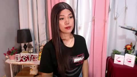 Snapshot of ugly_asianlover chatting on 23, 12, 2024 rechelle online show from 23, 12, 2024