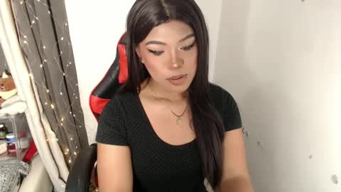 Snapshot of ugly_asianlover chatting on 17, 1, 2025 rechelle online show from 17, 1, 2025