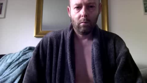 ukmatty3 online show from 5, 10, 2025