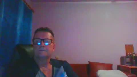 Snapshot of ulmeni4 chatting on 7, 12, 2024 ulmeni4 online show from 7, 12, 2024