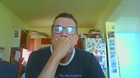 Snapshot of ulmeni7 chatting on 23, 5, 2026 ulmeni7 online show from 23, 5, 2026