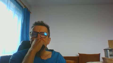 Snapshot of ulmeni7 chatting on 11, 6, 2026 ulmeni7 online show from 11, 6, 2026