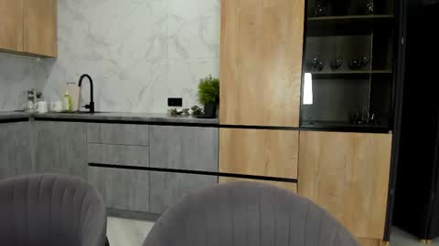 Melena online show from 10, 1, 2026