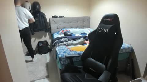 hi im mike tyson -  online show from 17, 4, 2026