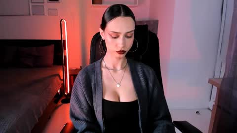 unaericaabistrong online show from 5, 4, 2026