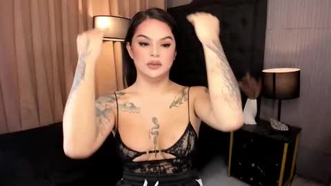 Lady tan online show from 17, 10, 2025