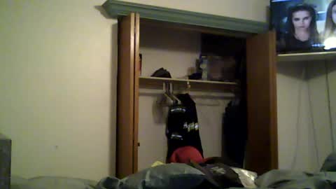 Snapshot of unclemuff chatting on 28, 6, 2026 unclemuff online show from 28, 6, 2026